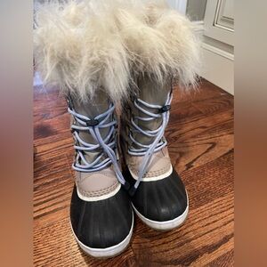 Girls Sorel Joan of Artic Winter Boots